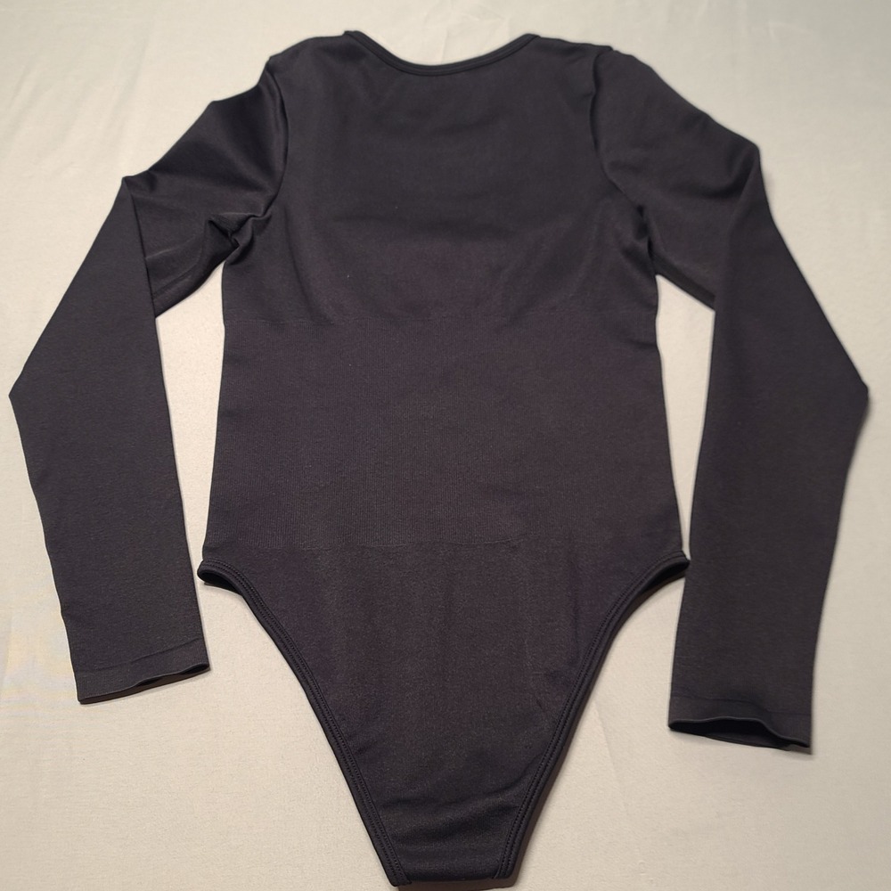 OQQ Seamless Bodysuit Women Small Black Long Sleeve Ribbed Compression Shapewear